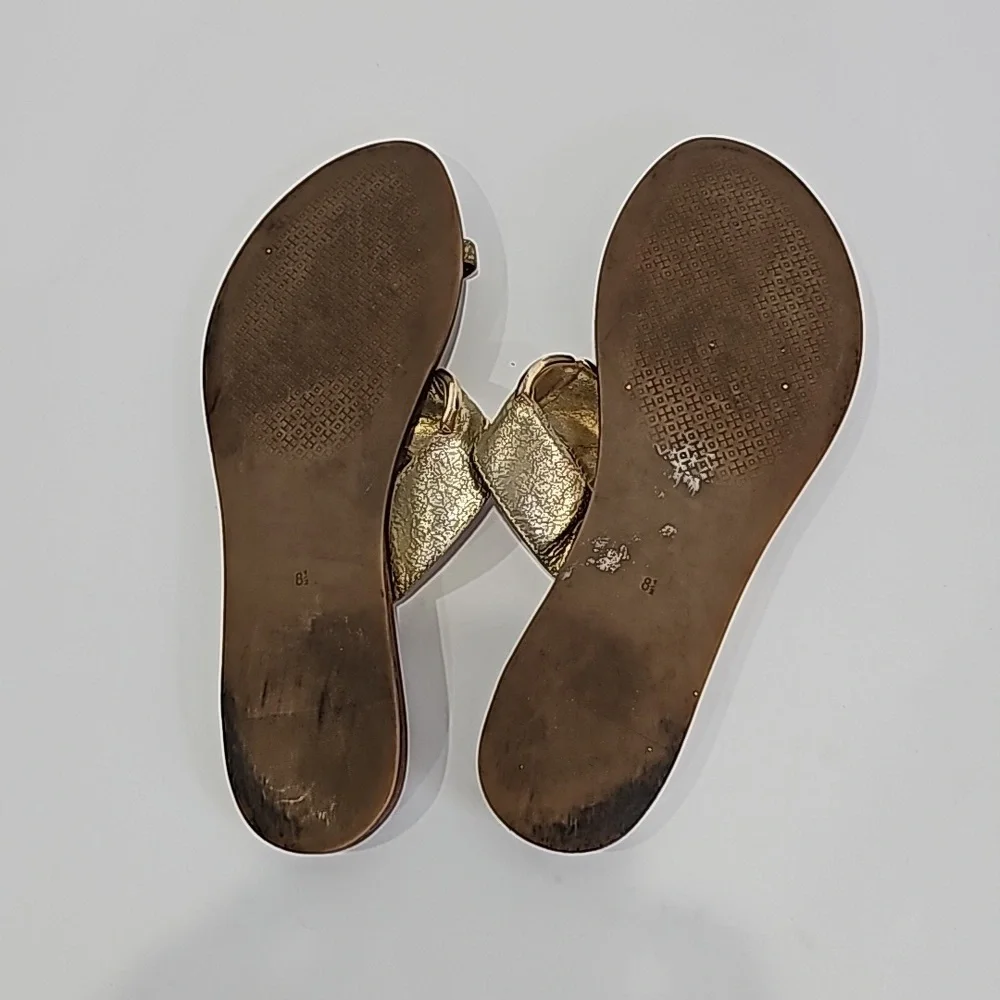 Tory Burch Gold Metallic leather sandals Size 8.5 Toe ring